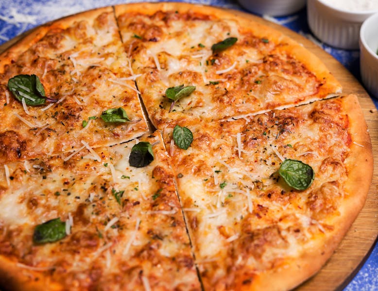 Margherita Detroit Pizza